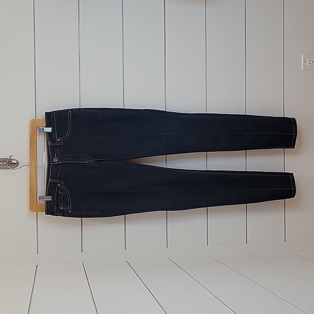 Jessica Simpson size 30 kiss me jeggings blue denim